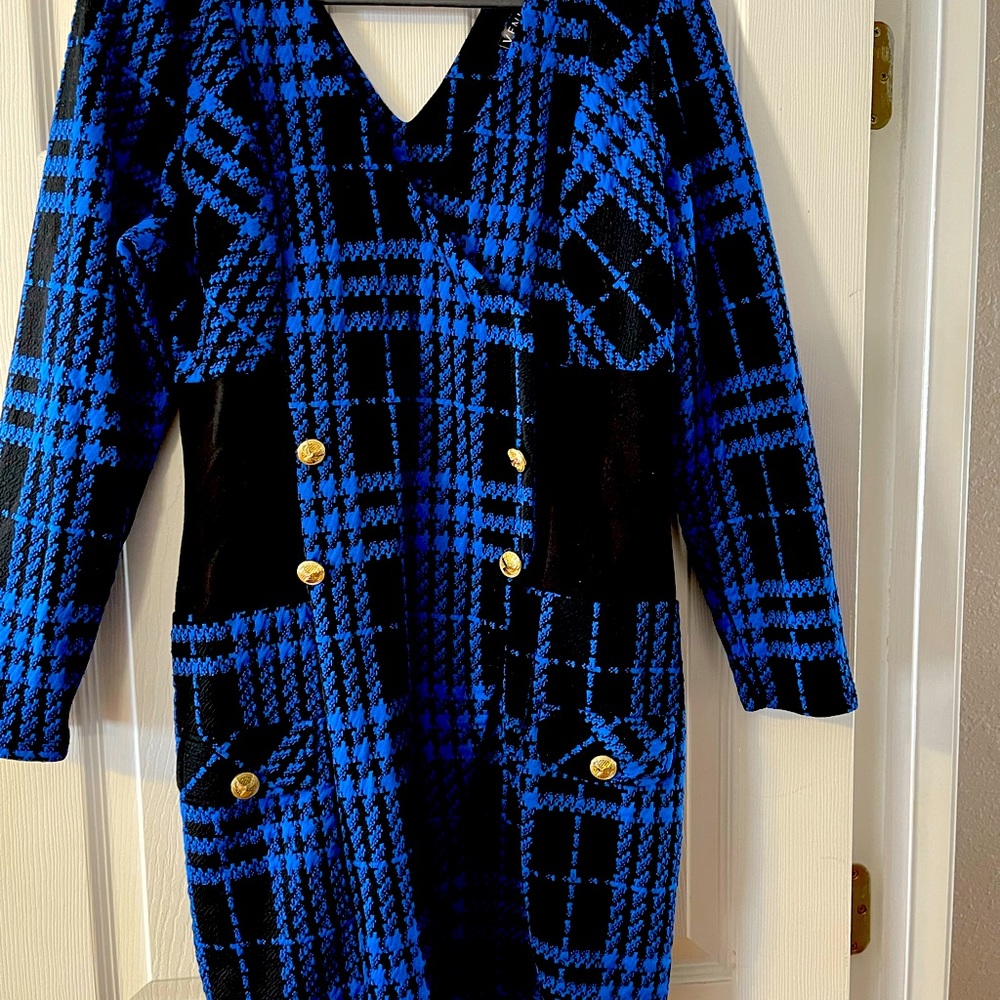 Venus dress size 16